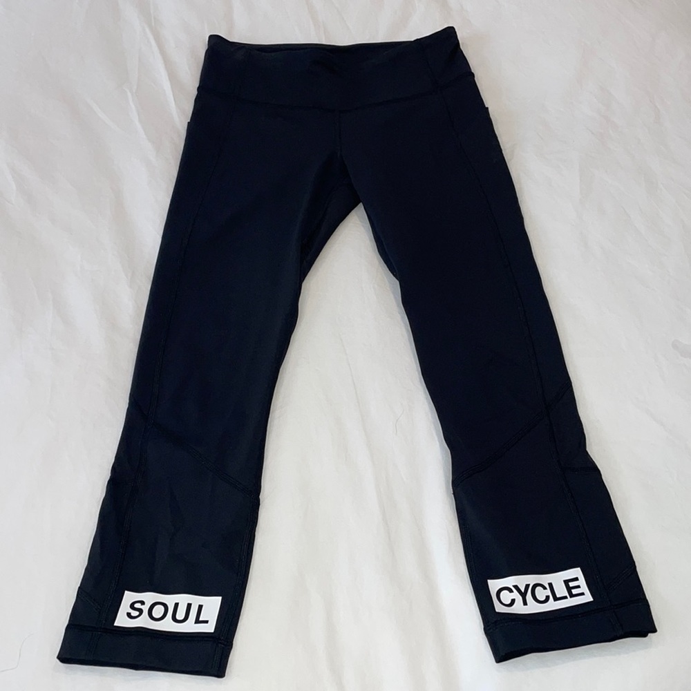 Lululemon for soul cycle rival crop size 4